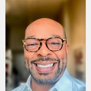 Meet your Posher, Harris